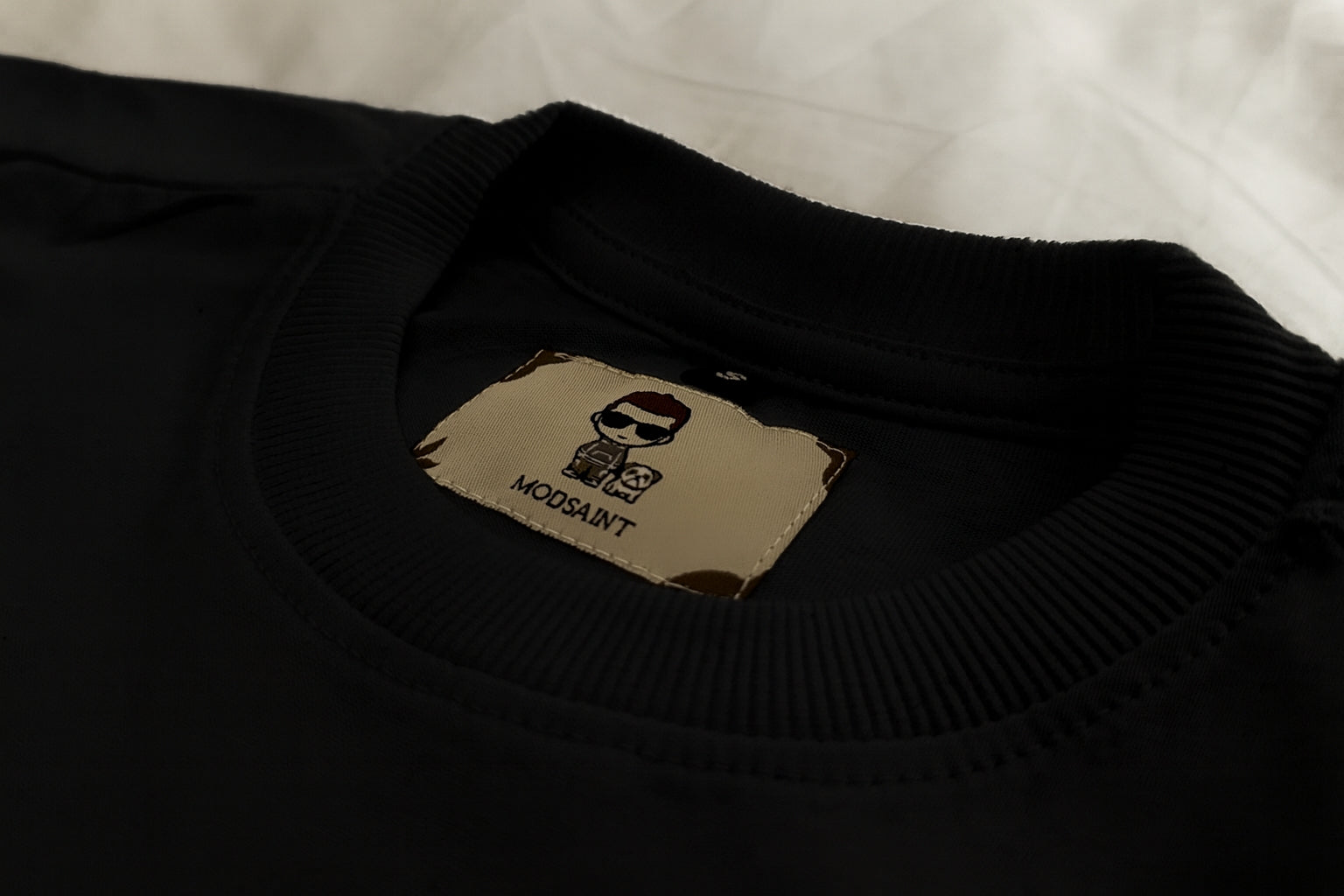 Solitude Women’s Oversized Graphic T-Shirt – Black